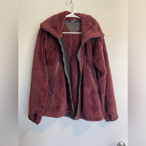 Kuhl Flight Jacket - Hood that can be zipped to hide. - Picture 6 of 6